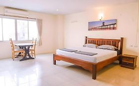 Oyo 75398 The Wanna Pattaya